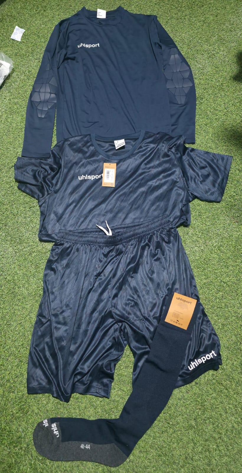 CONJUNTOS DE PORTERO UHLSPORT